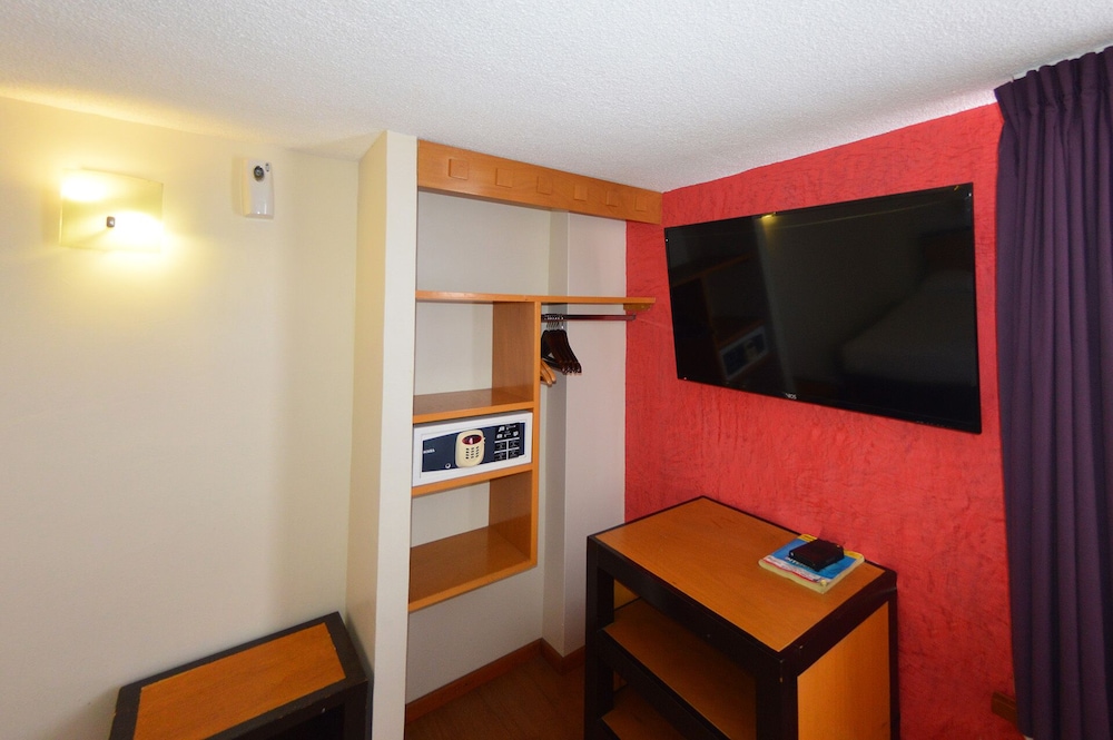 CENTRO 19 HOTEL 26/34
