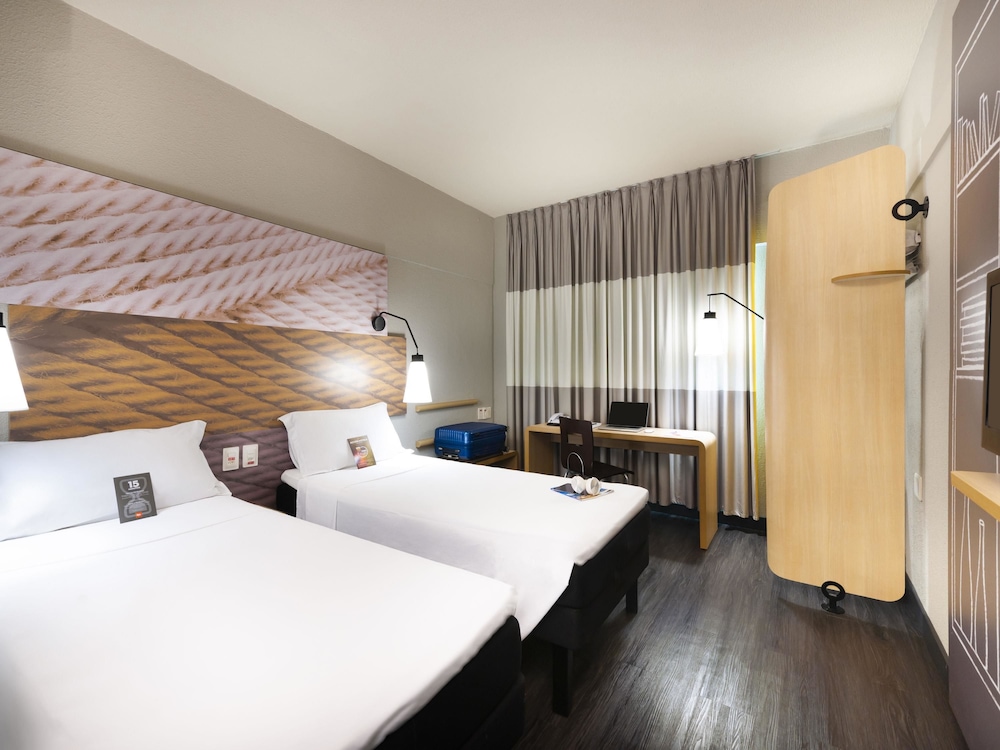 Ibis Teresina 9/44
