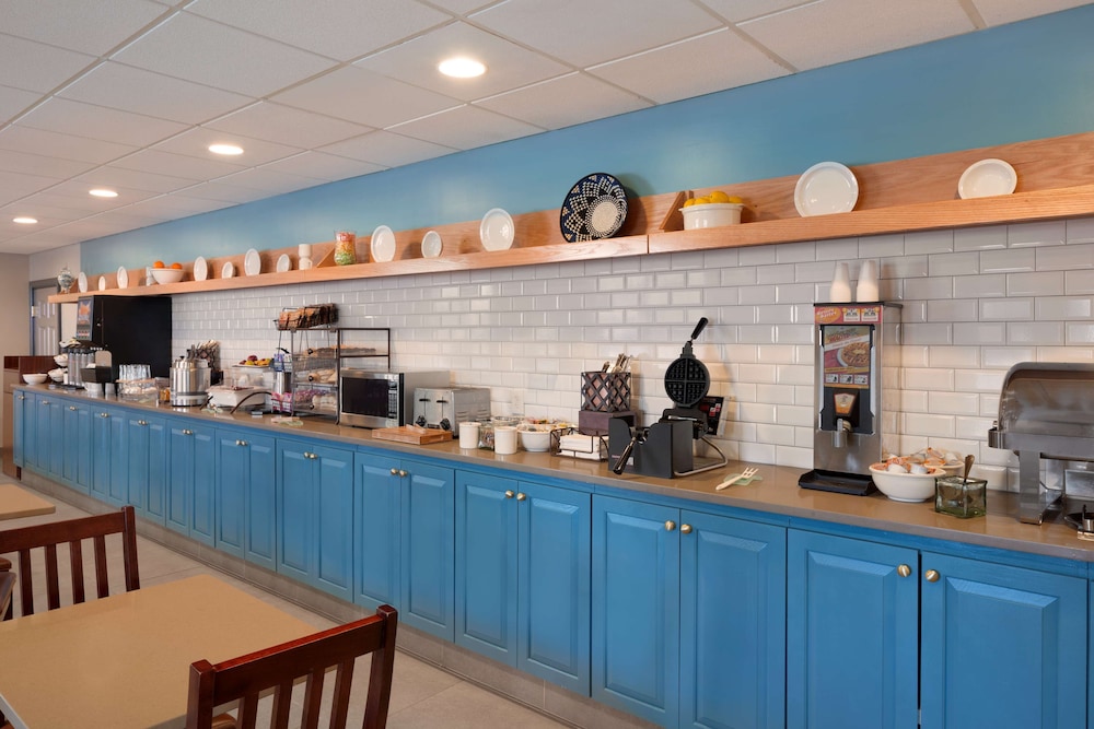 Country Inn & Suites by Radisson, Aiken South 38/39