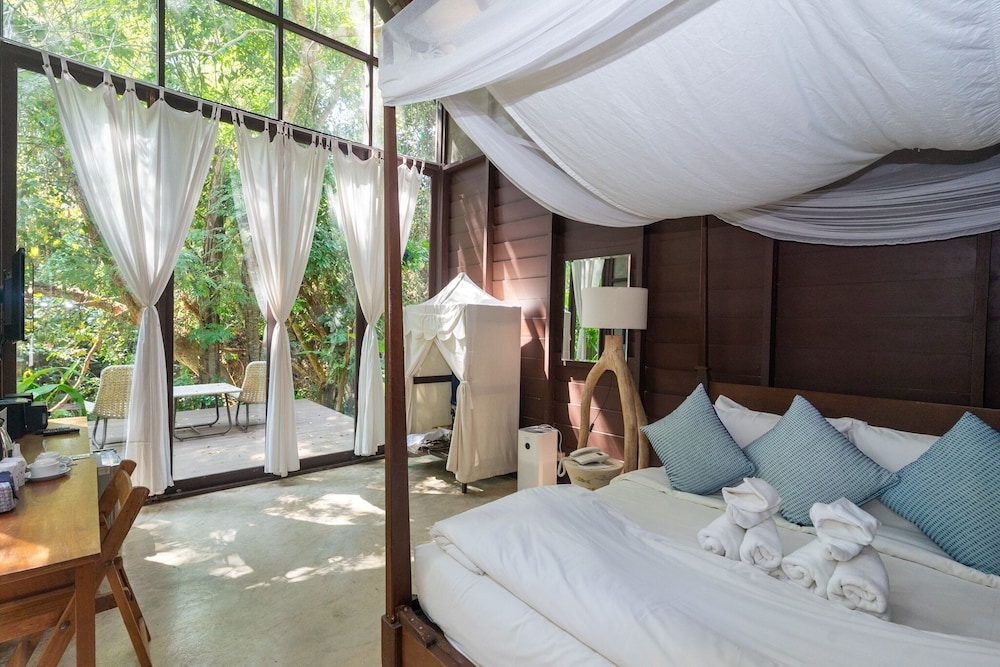 Private, Villa, King Bed
