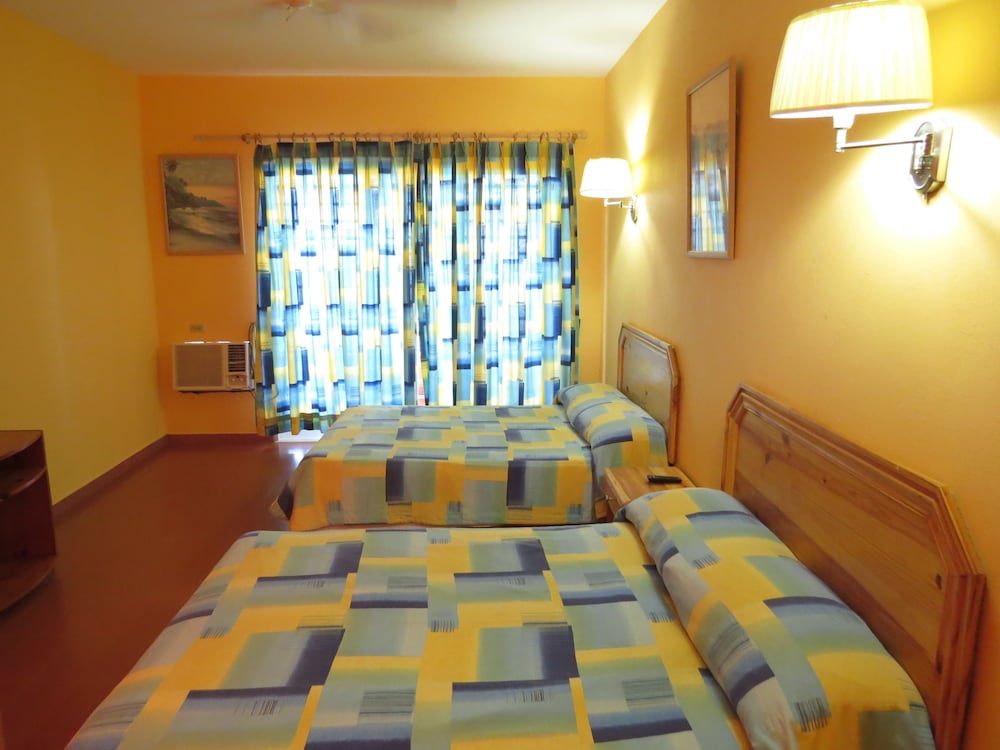 Rival Hotel 36/46