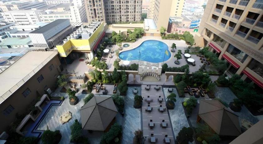 Babylon Hotel 12/53