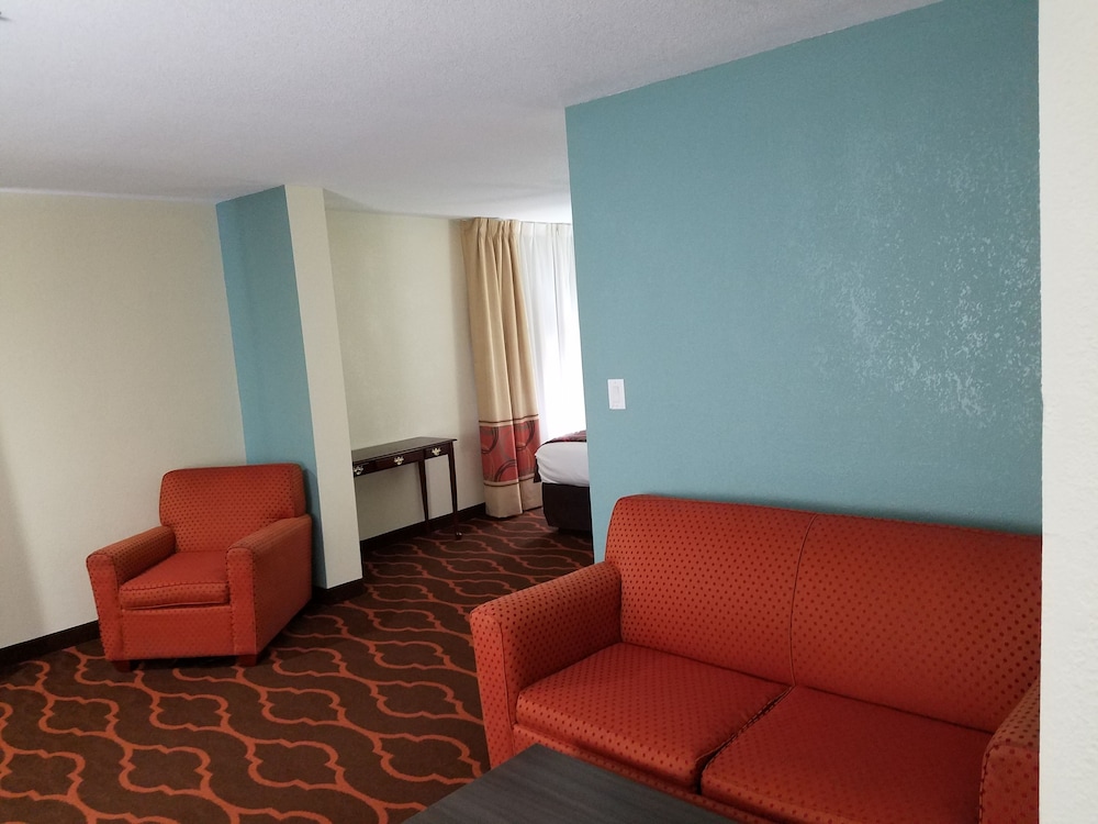Baymont by Wyndham Grovetown Augusta 24/44