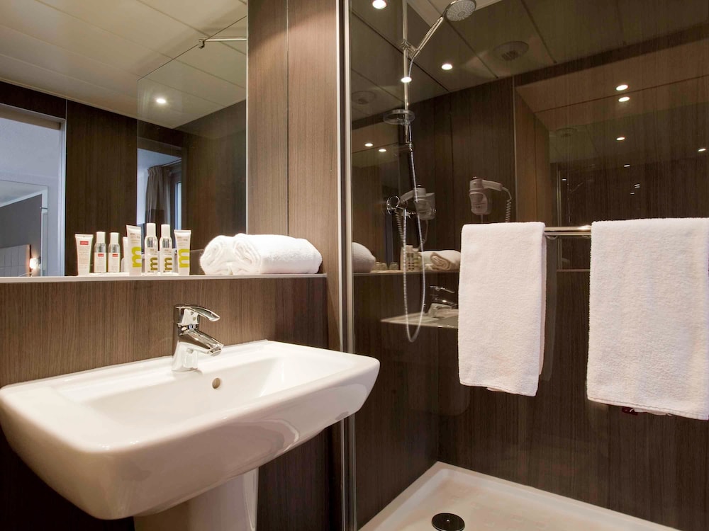Mercure Versailles Chateau 59/63