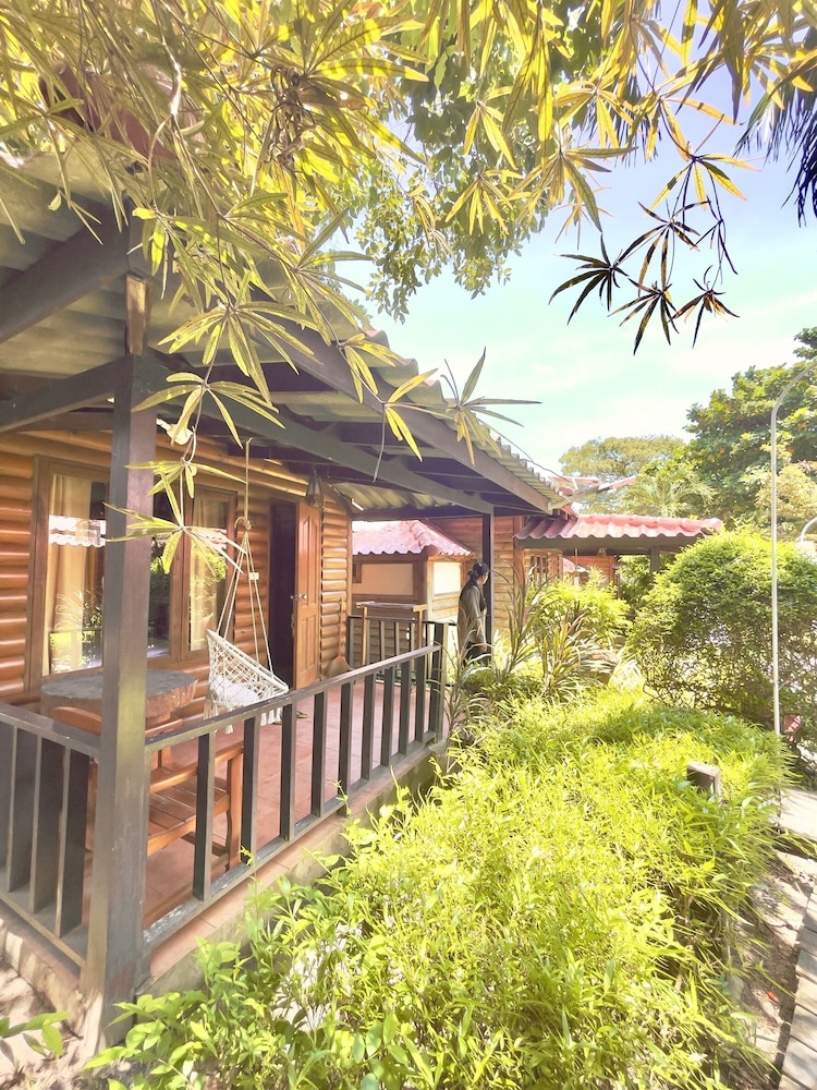 Tonsak Resort 1/57