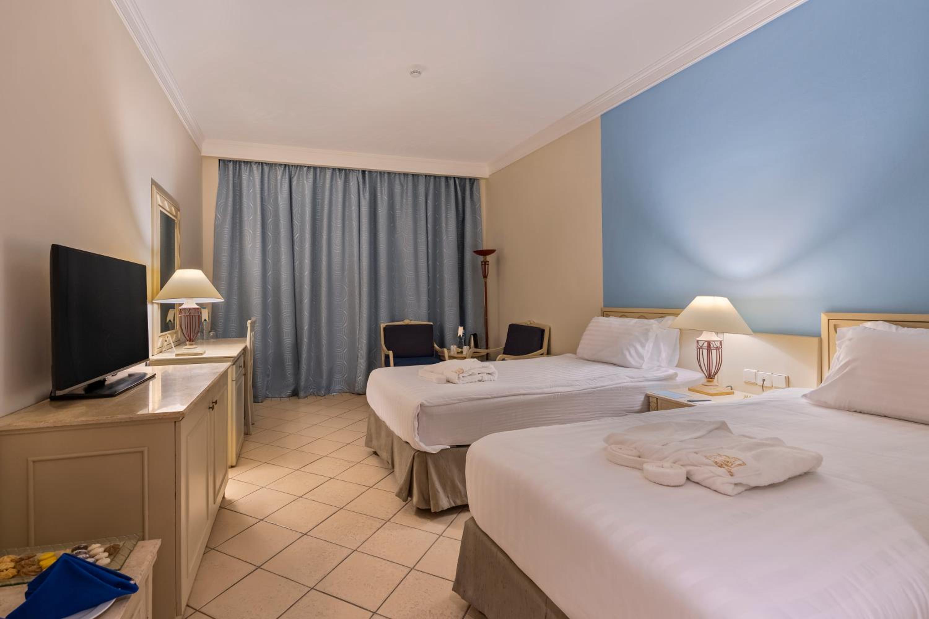 Room, Double or Twin Bed, Garden or Pool View