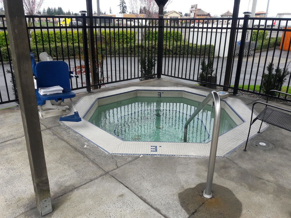 Best Western Woodburn 3/46