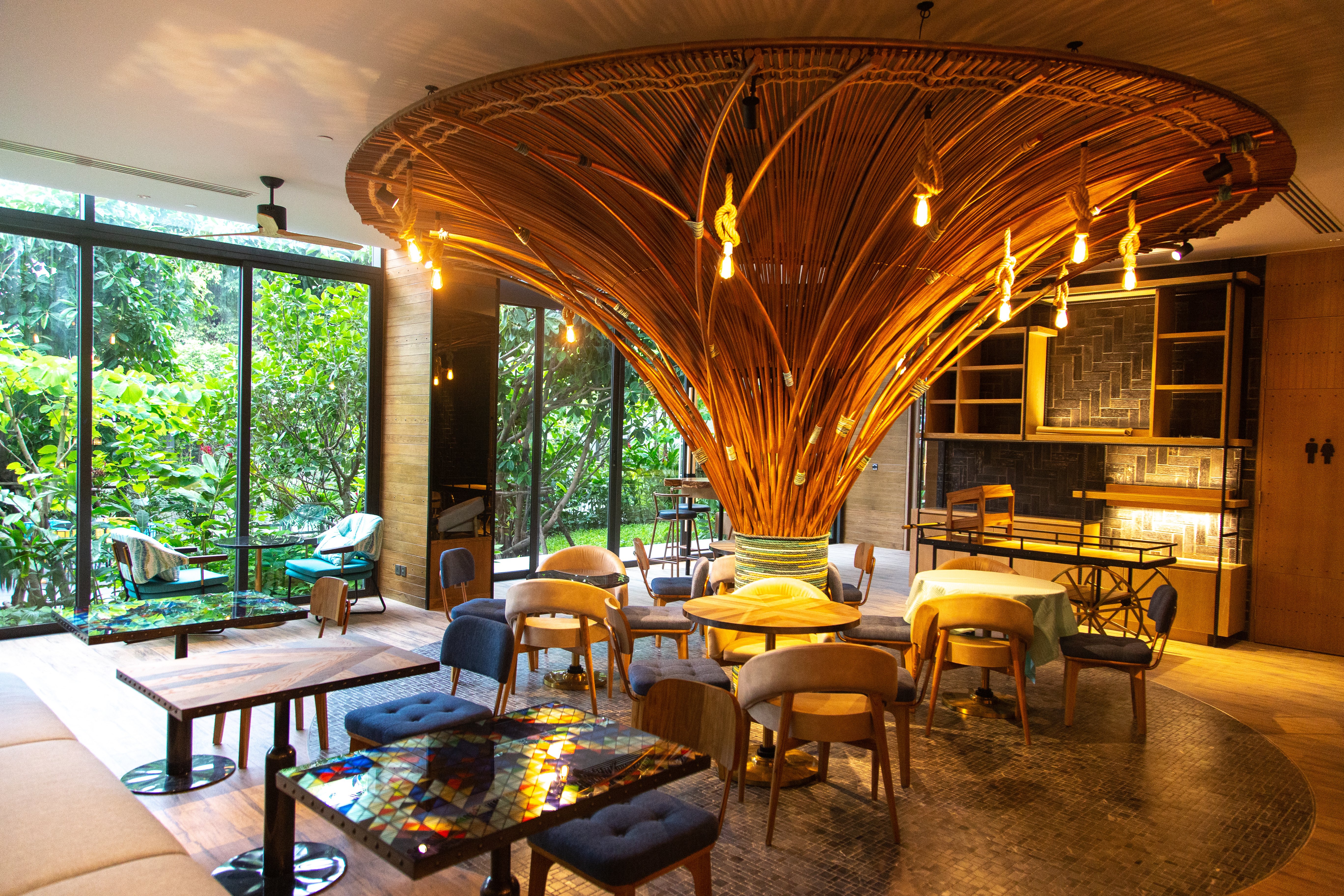 Hotel Indigo Phuket Patong 53/84
