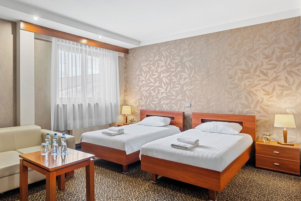 Hotel Diament Vacanza 12/48