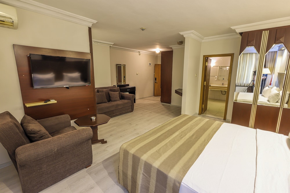 Hotel Tilmen 30/49