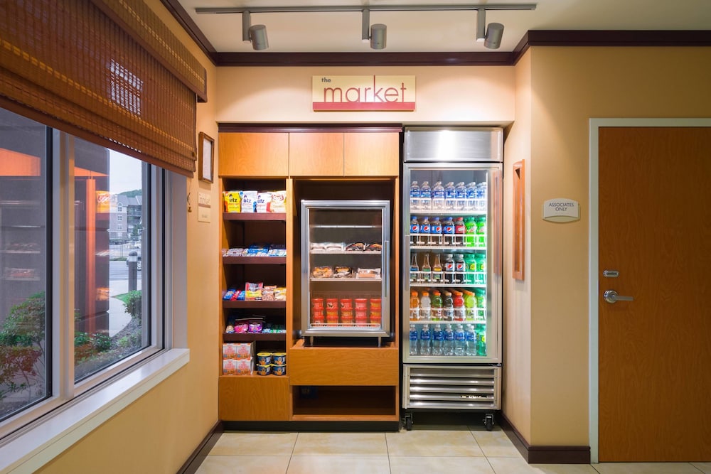 Fairfield Inn Suites By Marriott Lock Haven 23/26