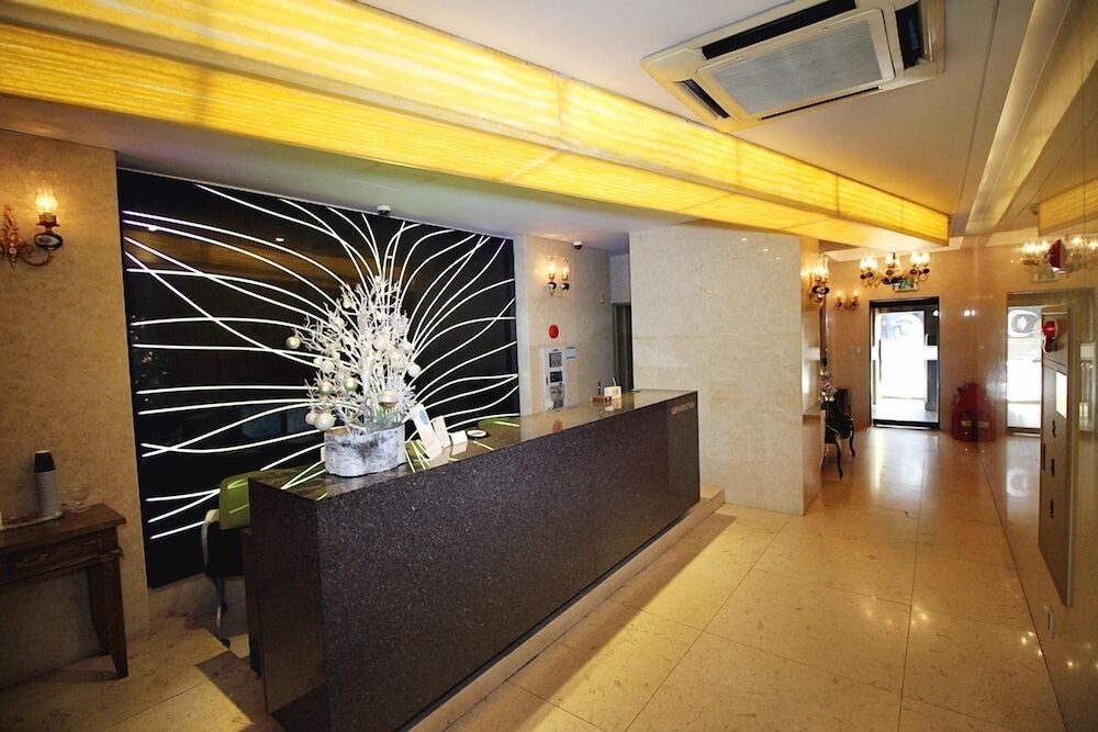Circle Hotel Seoul 4/25