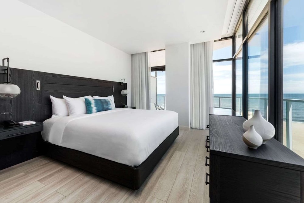 Wave Resort 12/41