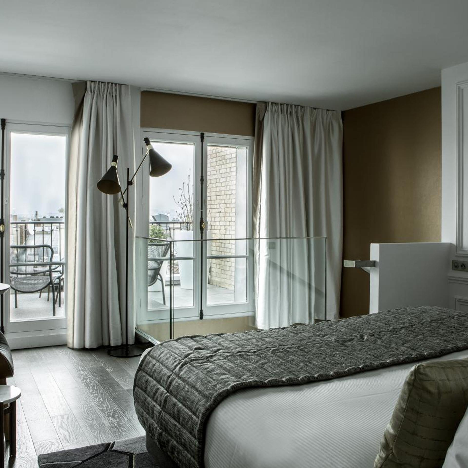 Duplex, Montmartre