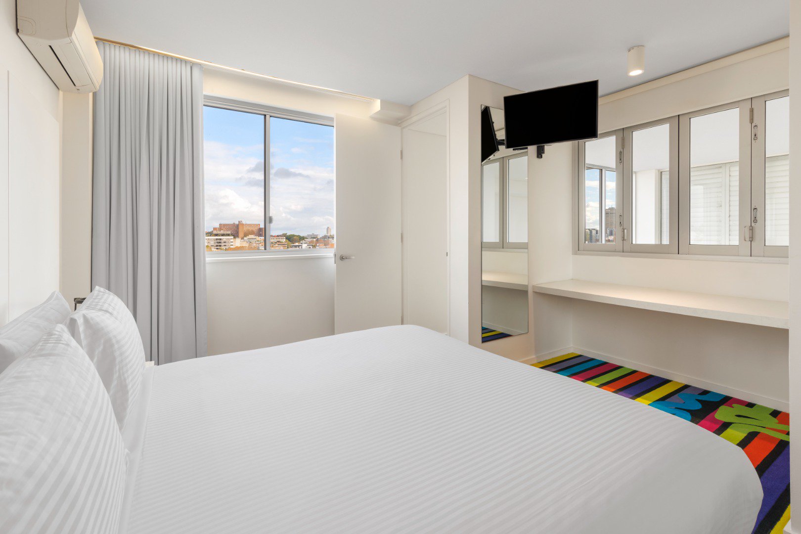 2 Bedrooms, Loft, Residence