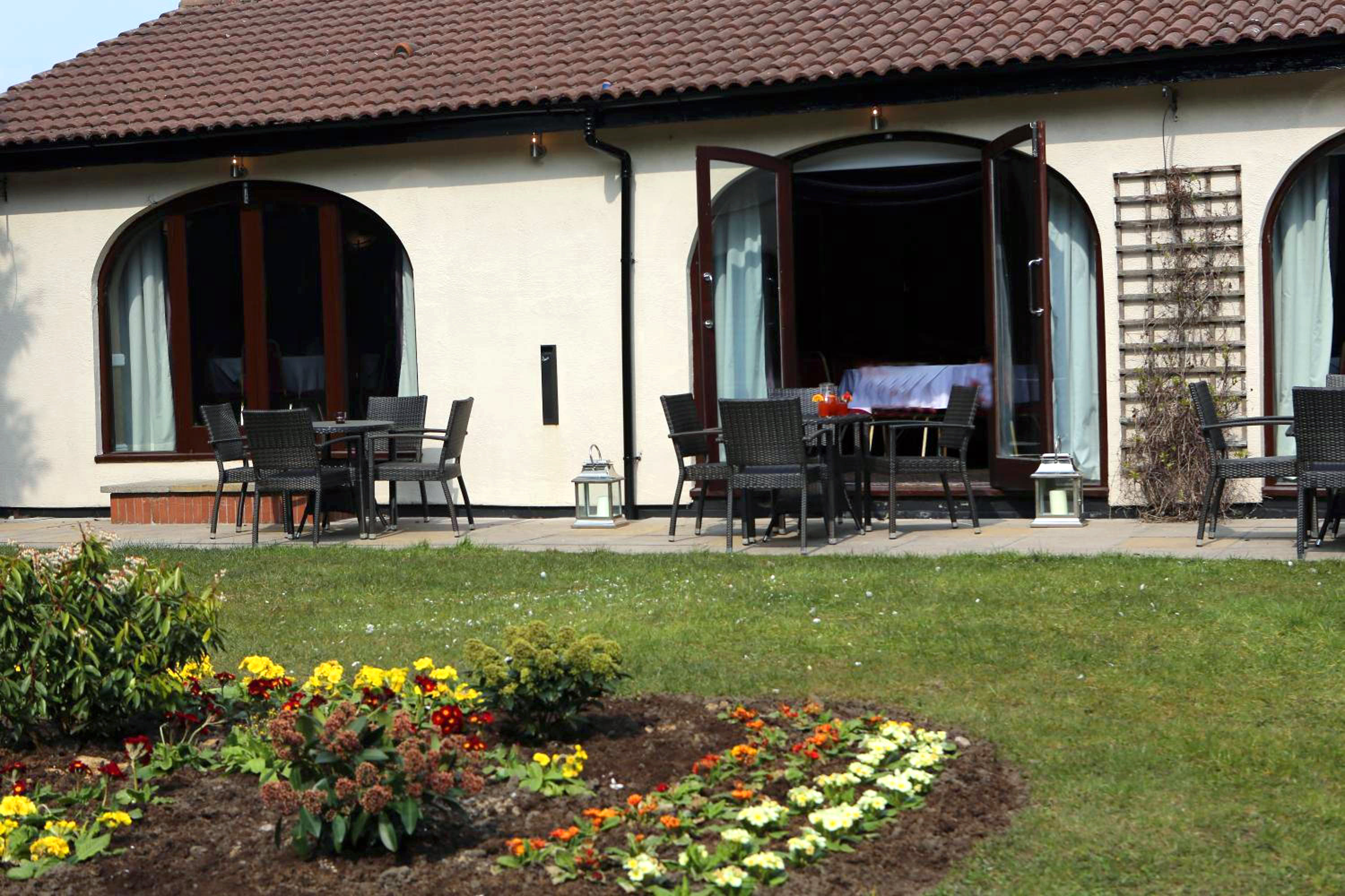 Widnes Halton Everglades Park Hotel 11/14