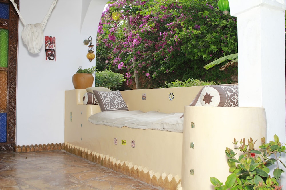 Zanzibar House 3/50