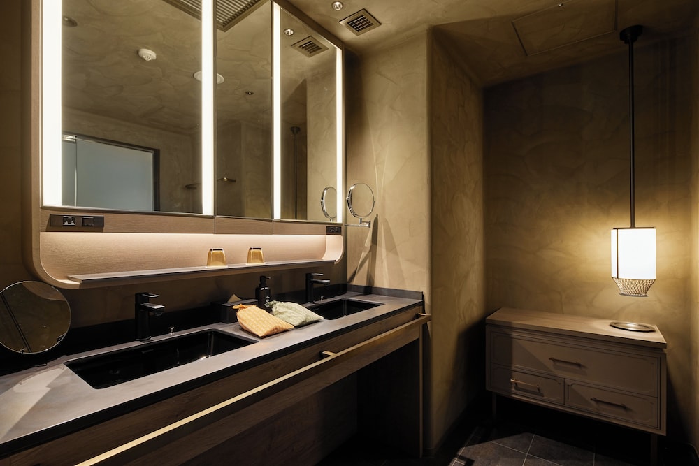 THE HOTEL HIGASHIYAMA KYOTO TOKYU, A Pan Pacific Hotel 53/59