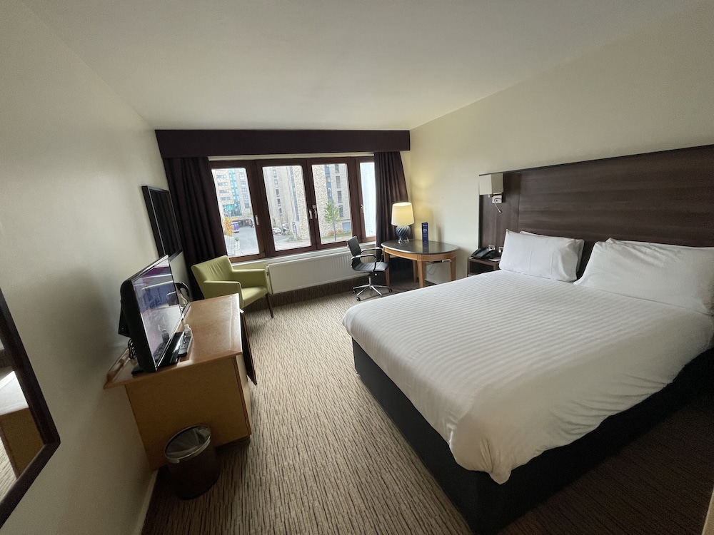 CLUB, DOUBLE BED