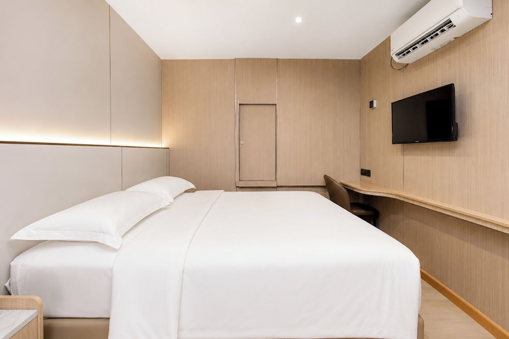 Ming Star Hotel 41/64