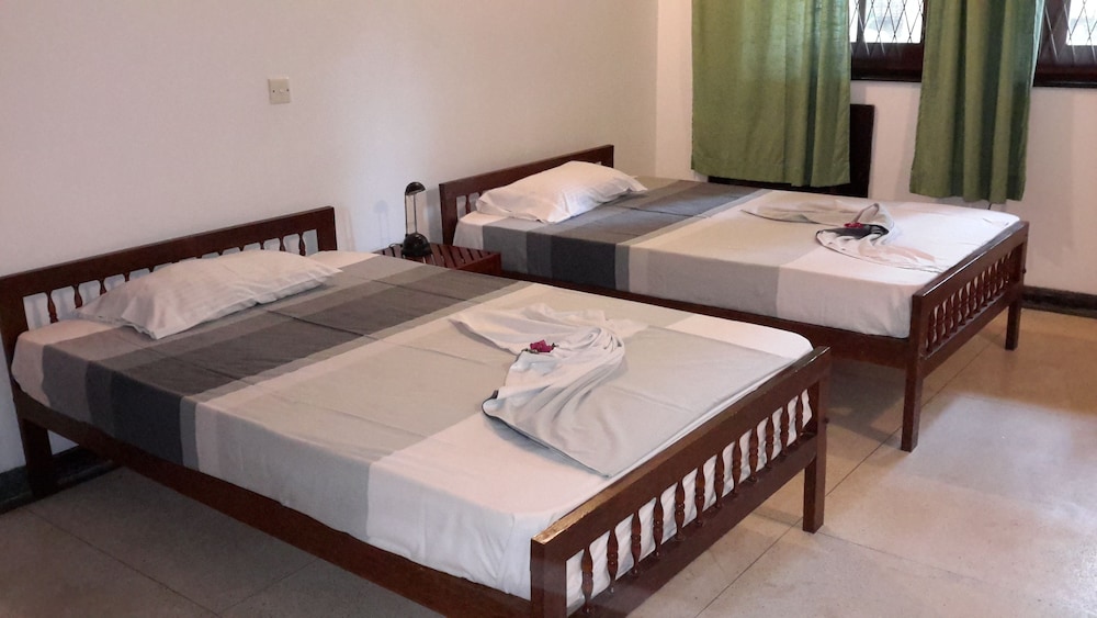 Arangala Bungalow 5/29