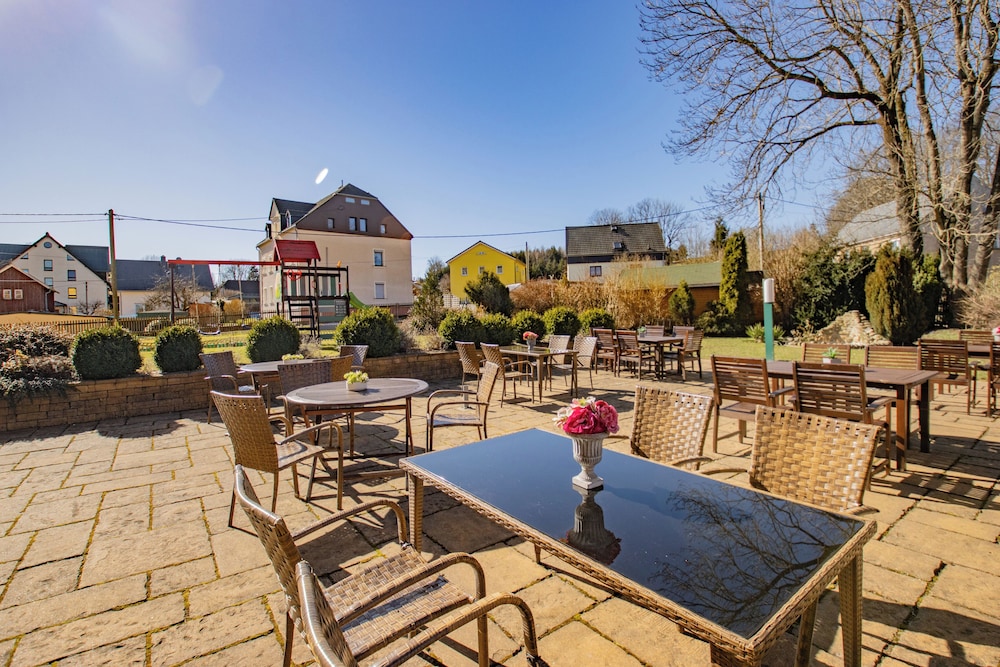 Erzgebirgshotel Freiberger Hohe 28/50