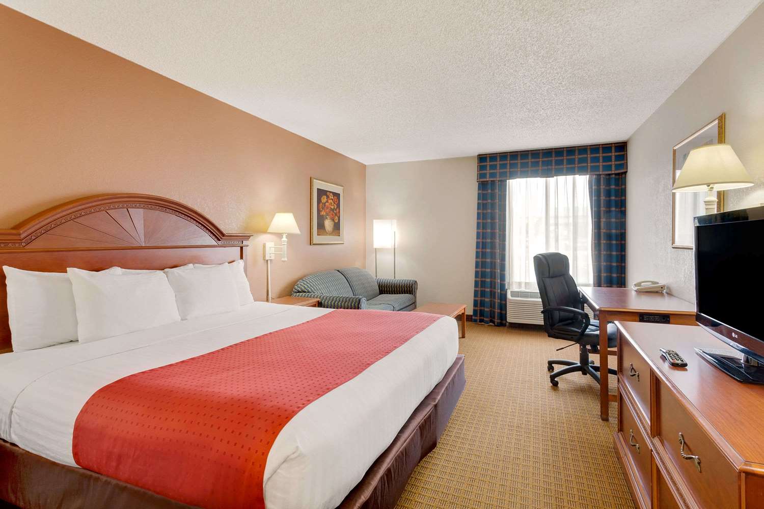 Ramada By Wyndham Provo 11/47
