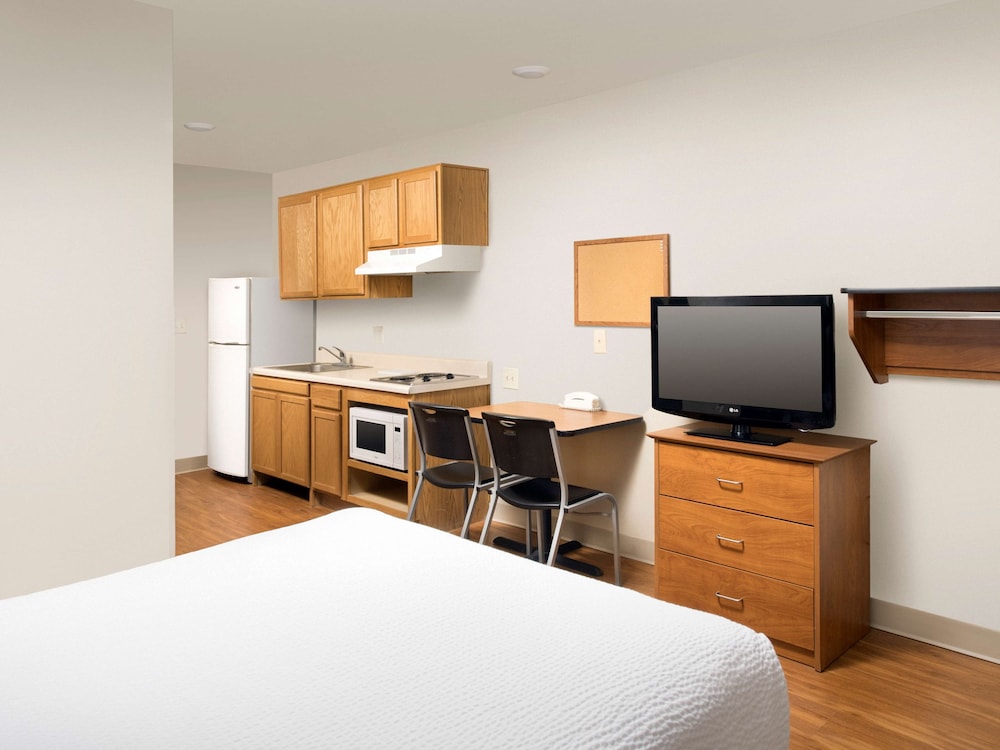 Woodspring Suites Grand Rapids South 19/42