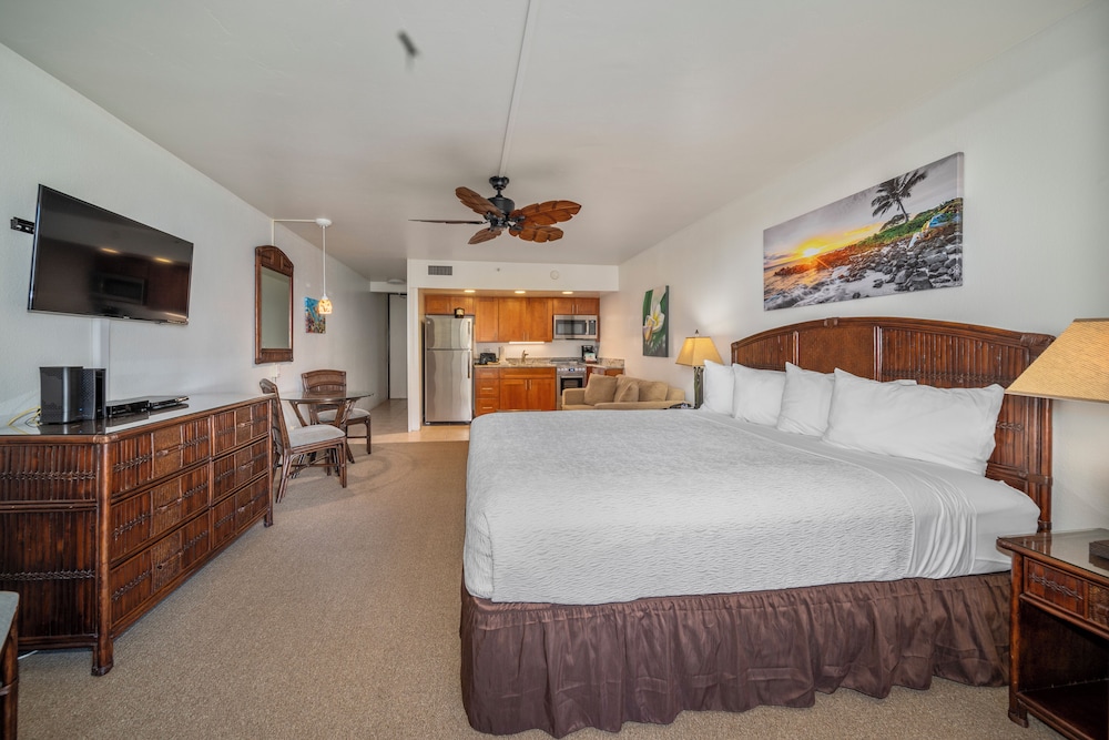 Royal Kahana Maui by OUTRIGGER 20/77