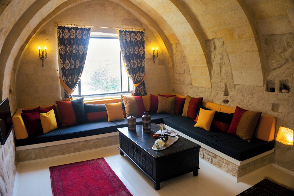 Hezen Cave Hotel 29/50