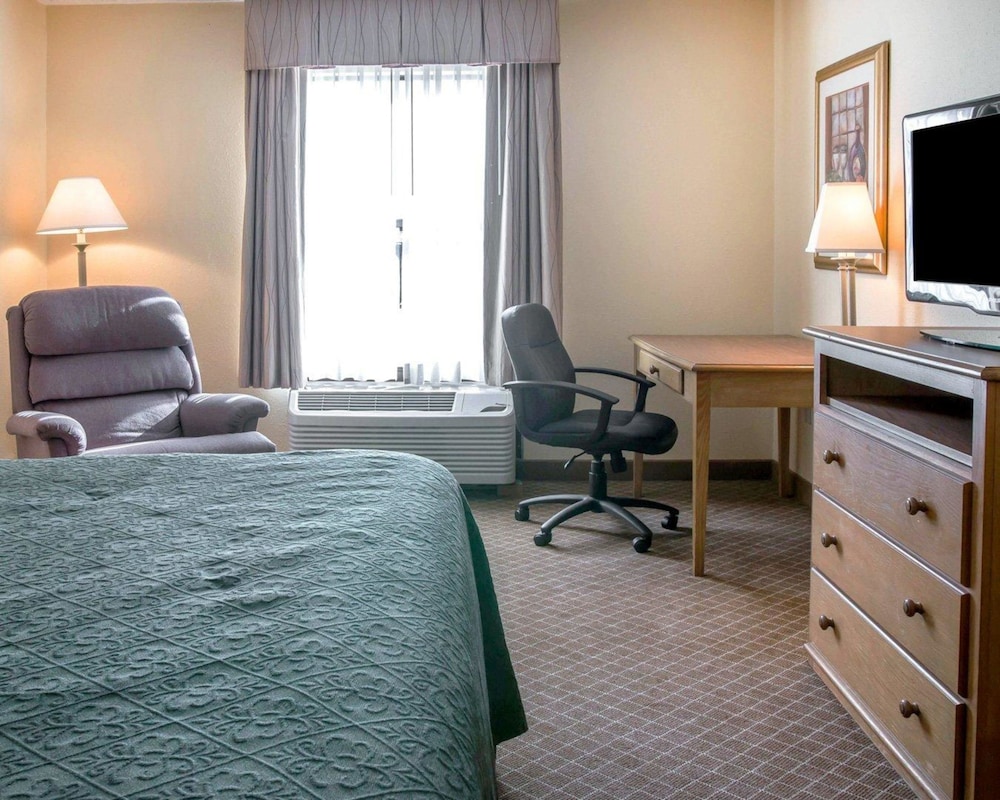 Quality Inn & Suites Monroe 19/48