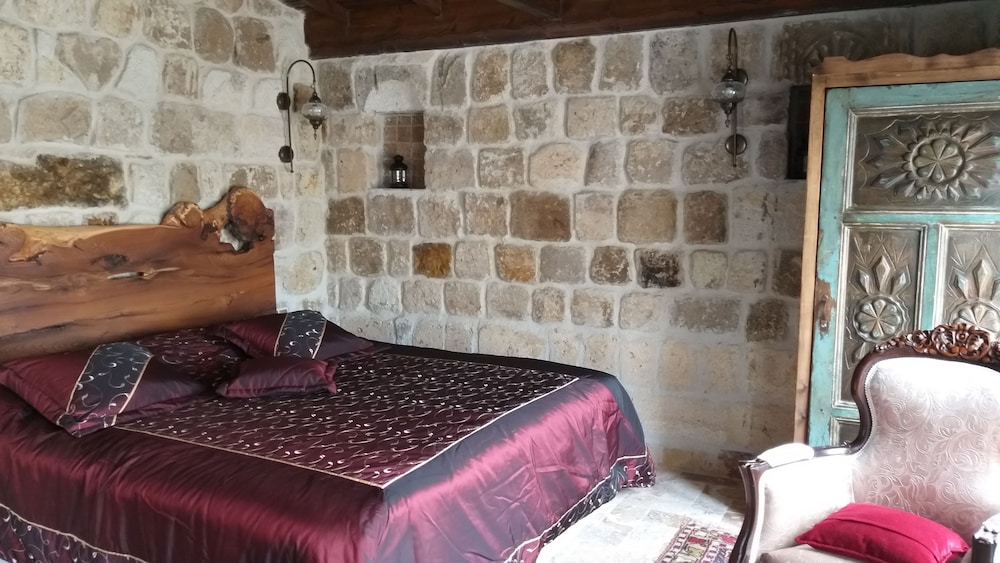 Assiana Cave House 9/50