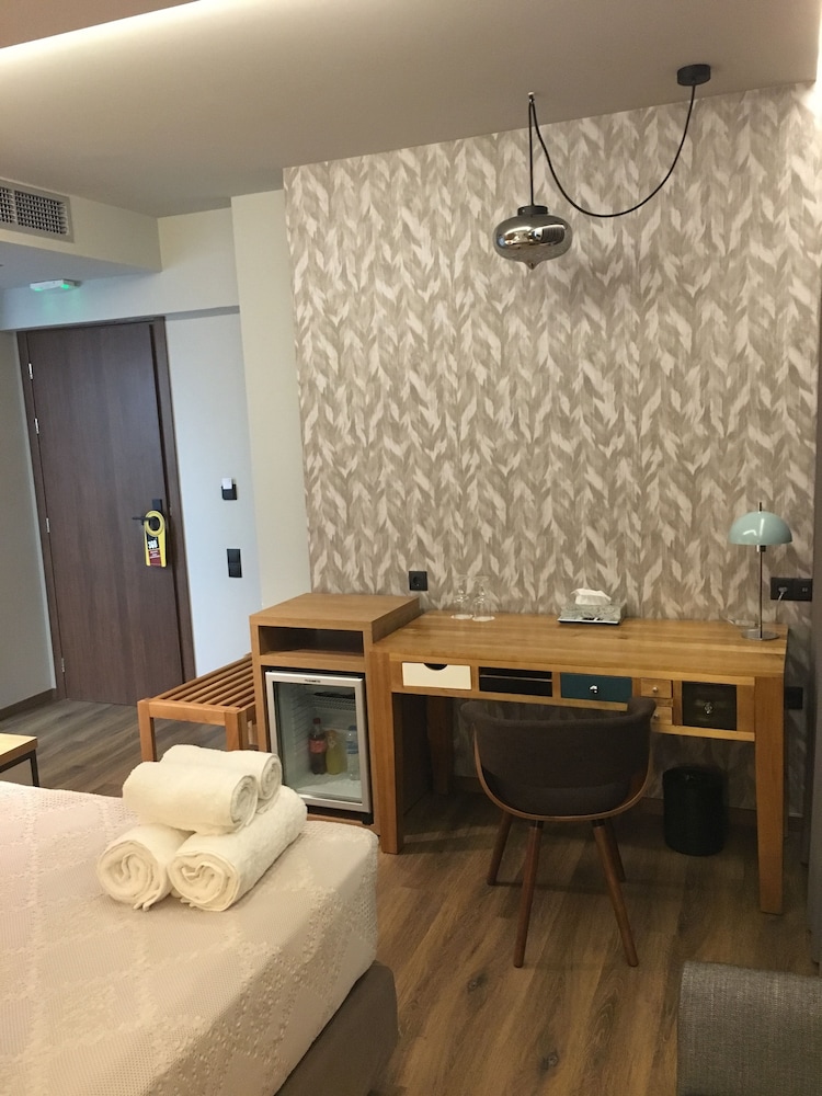 360 Degrees Pop Art Hotel 63/74