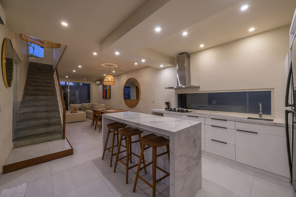 Villa Nestor 24/41
