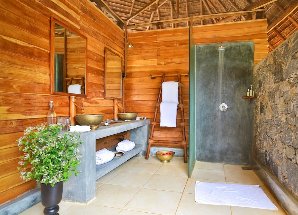 Wild Glamping Gal Oya 24/50