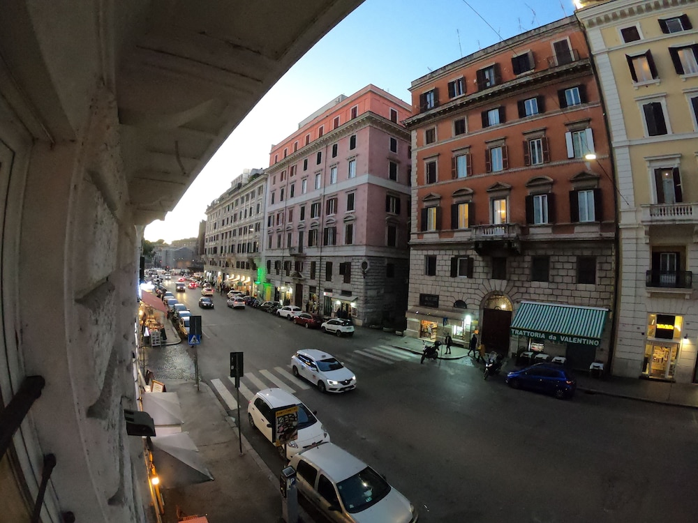 Residenza Roma Imperiale 41/50