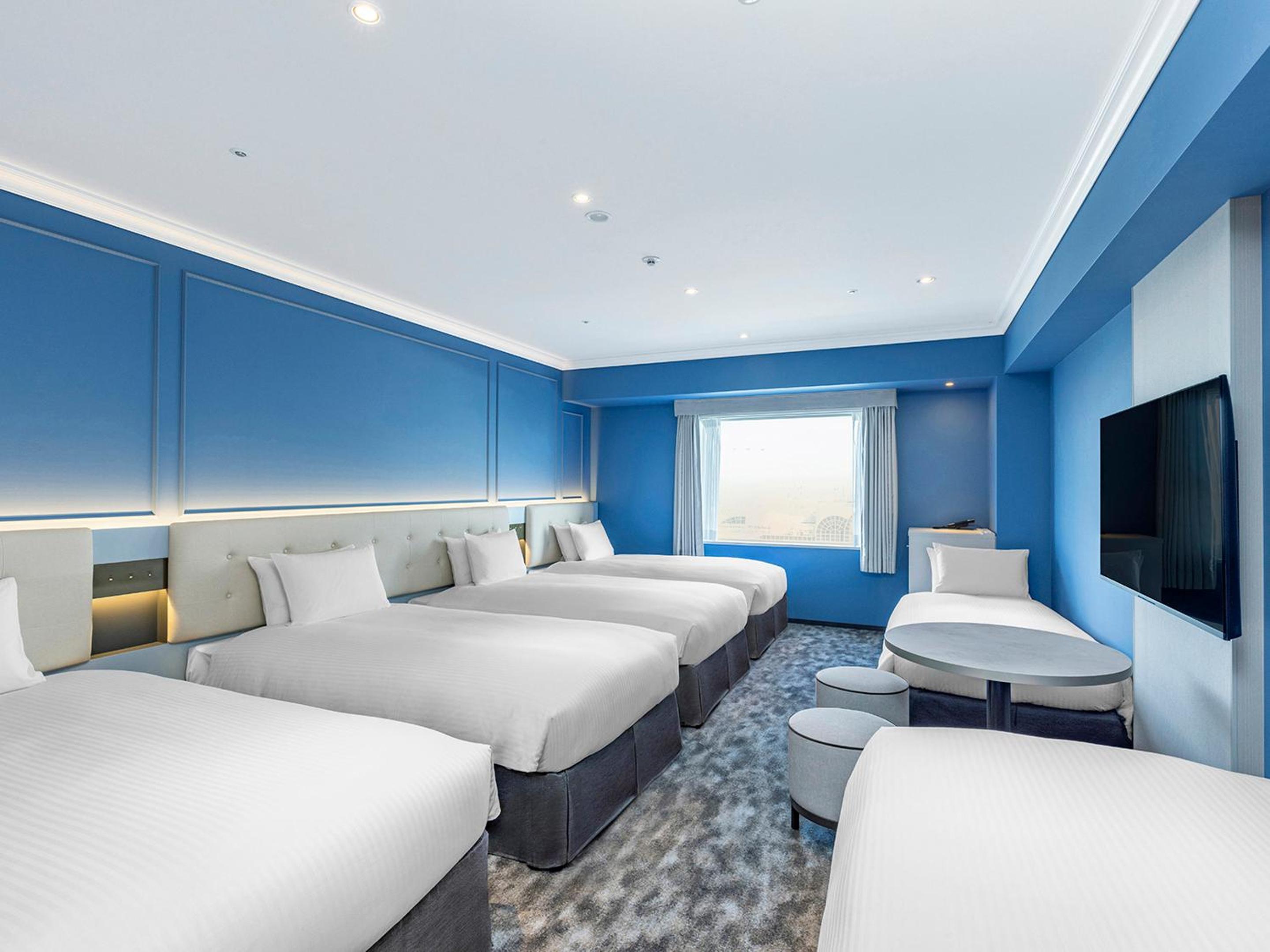 Deluxe, Sextuple, Single Bed, Marin Floor