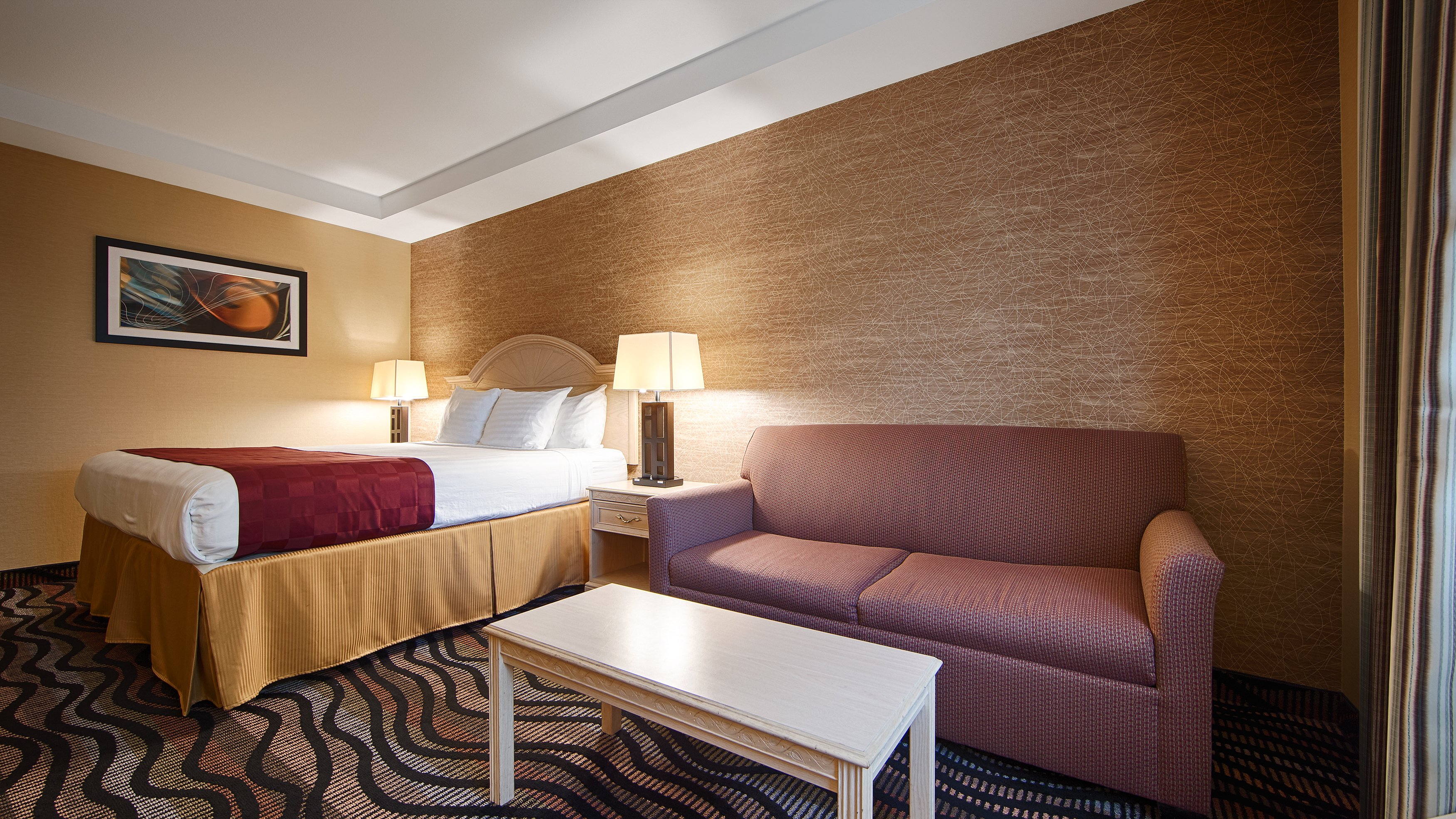 Best Western Summit Inn 24/32