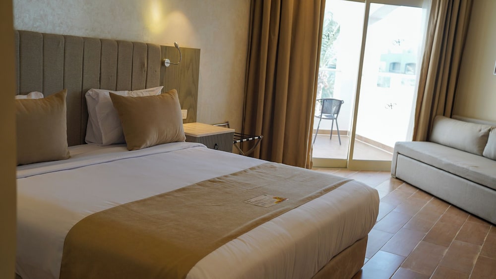 STANDARD ROOM SEA VIEW
