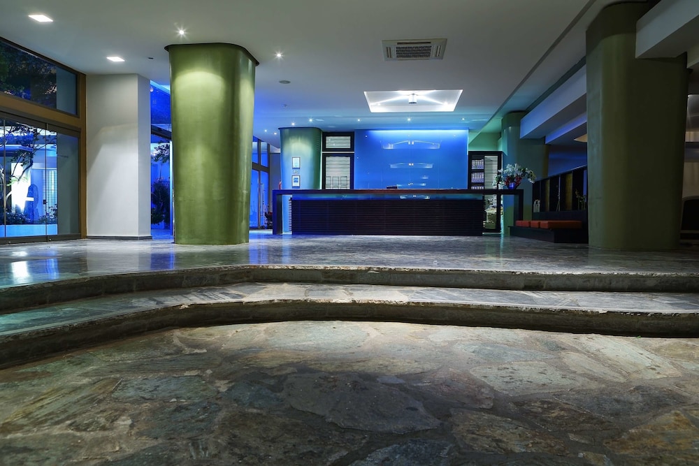 Sitia Beach City Resort and Spa 56/63