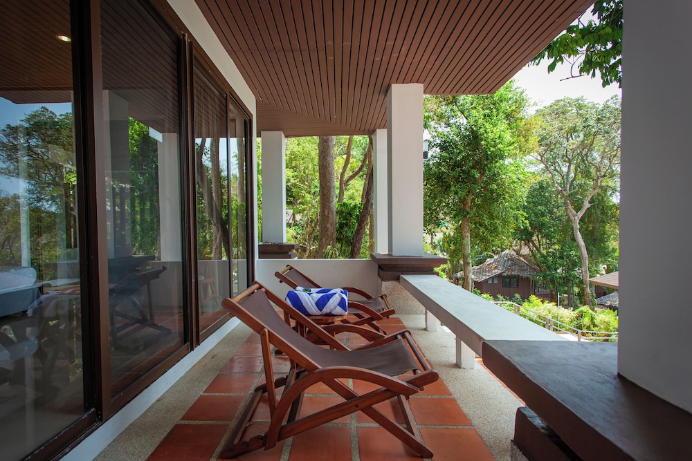 Baan Krating Phuket Resort 50/73