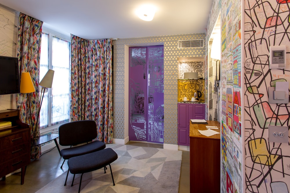 Hotel Crayon 49/78