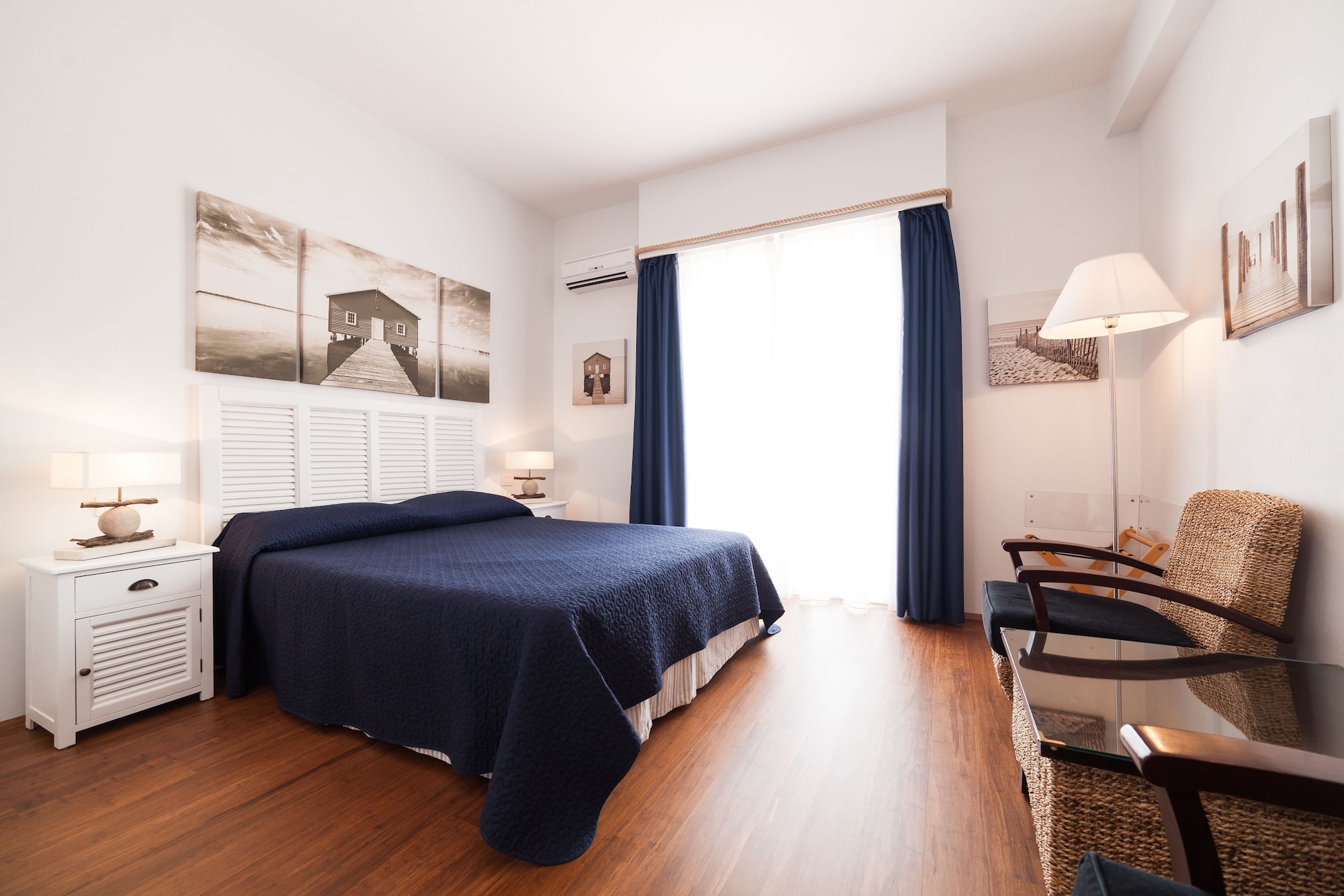ROOM, DOUBLE BED, SEA VIEW