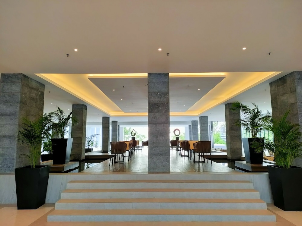 Pacific Regency Beach Resort Port Dickson 7/48