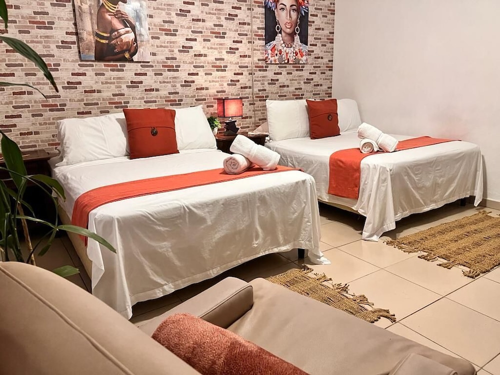 Panama House Bed & Breakfast 14/45