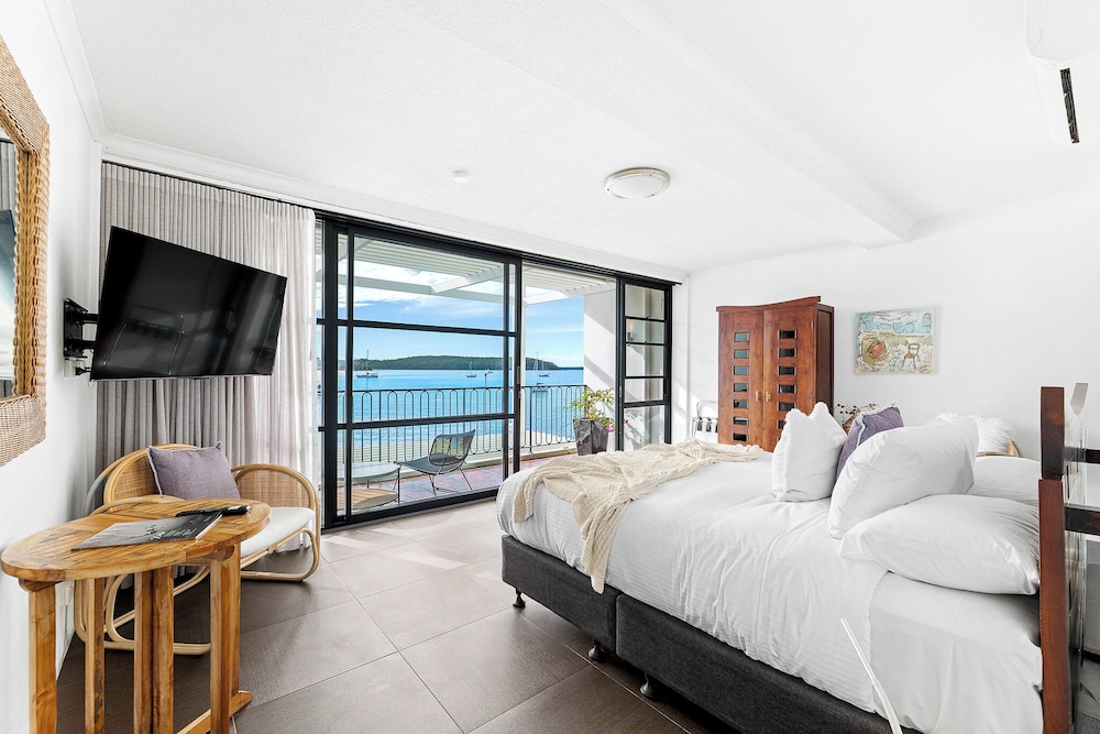 Premium, Luxury, King Bed, Water Front