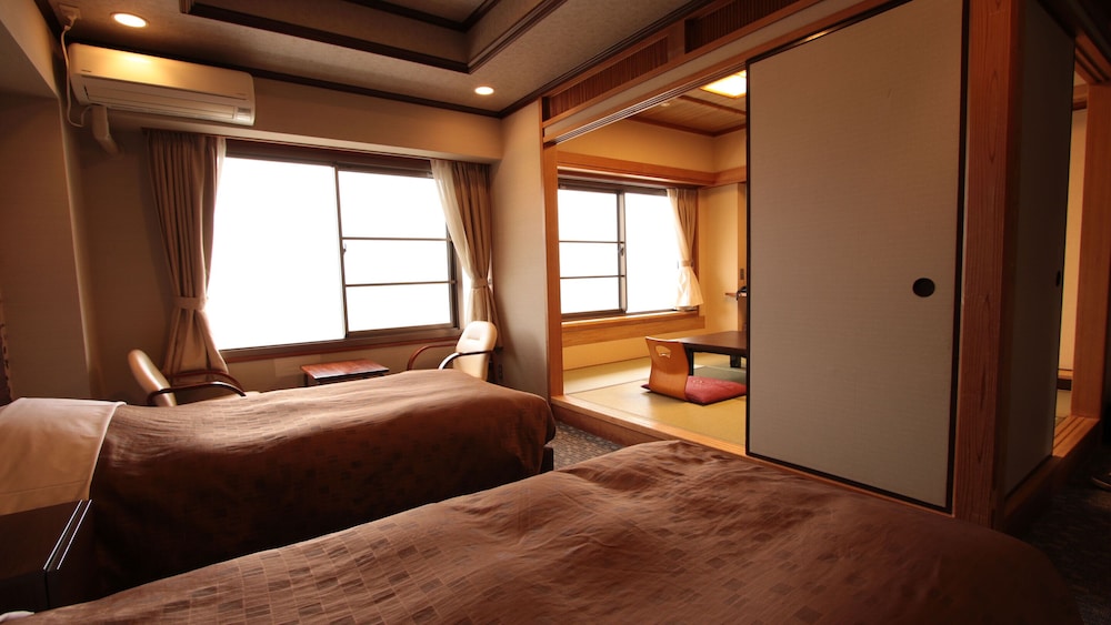 Oedo Onsen Monogatari Toi Marine Hotel 9/43
