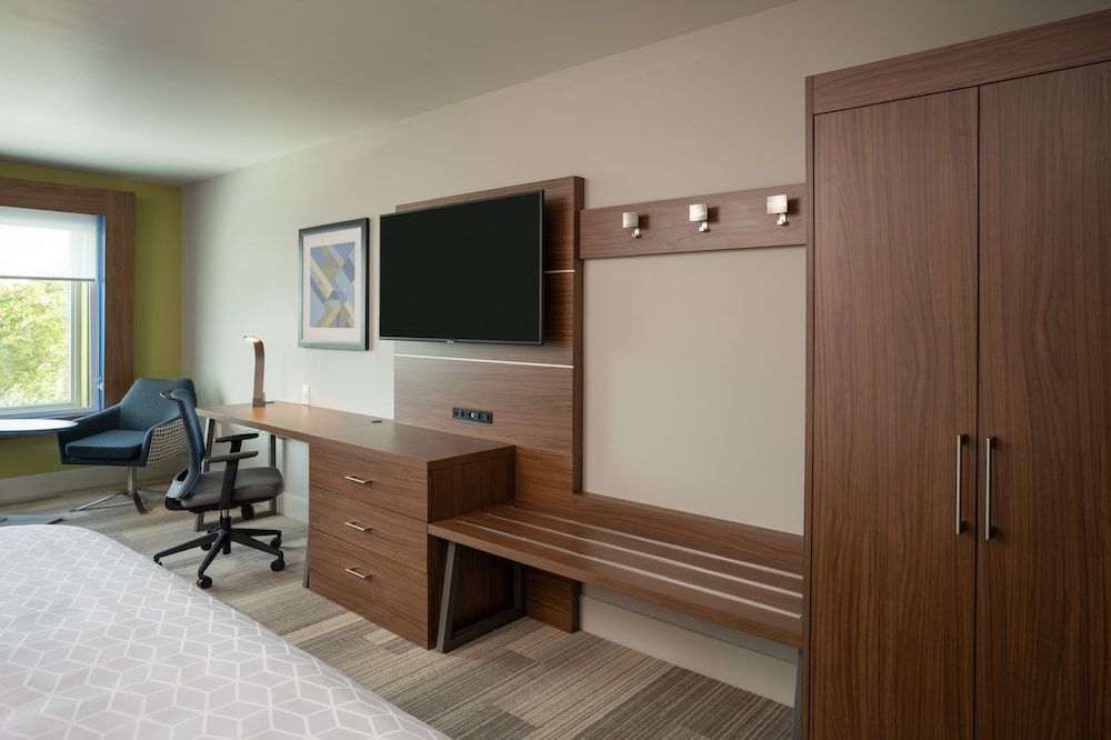 Holiday Inn Express Doral Miami 49/56