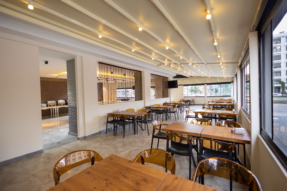 Niva Atakum Otel 43/50