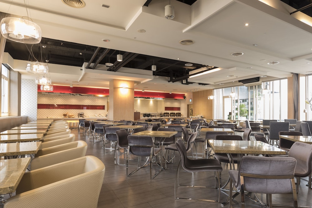 Beacon Hotel 59/69